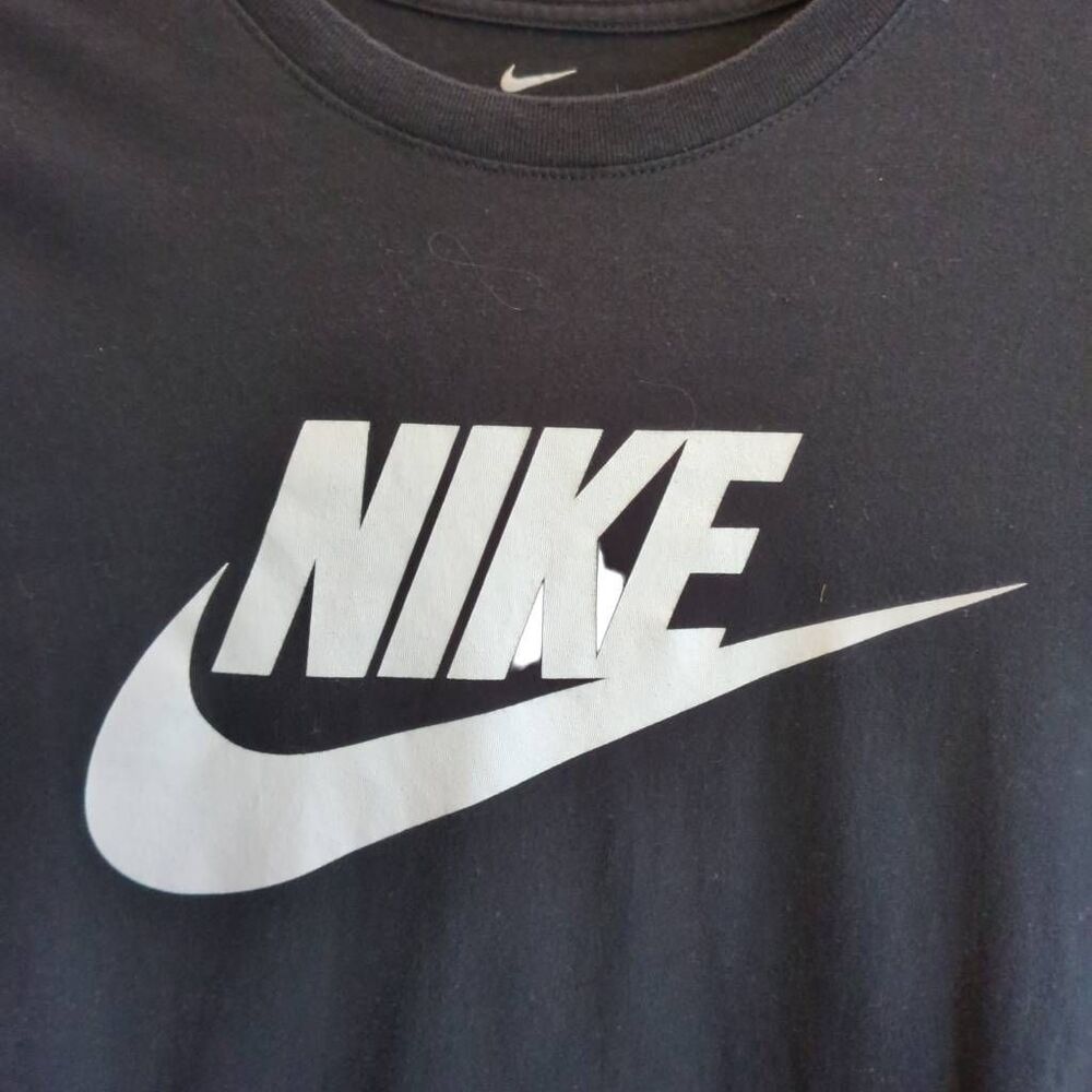 Nike White Logo Men's Shortsleeve T-shirt Size Medium - Picture 3 of 5
